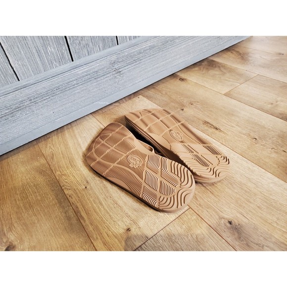 Chaco Classic Leather Flip Flops Mens Tan Slip On Arch-Support Summer Size 8 NWT main image 6